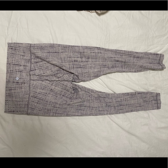 Lululemon Wunder Under Leggings - Picture 1 of 3